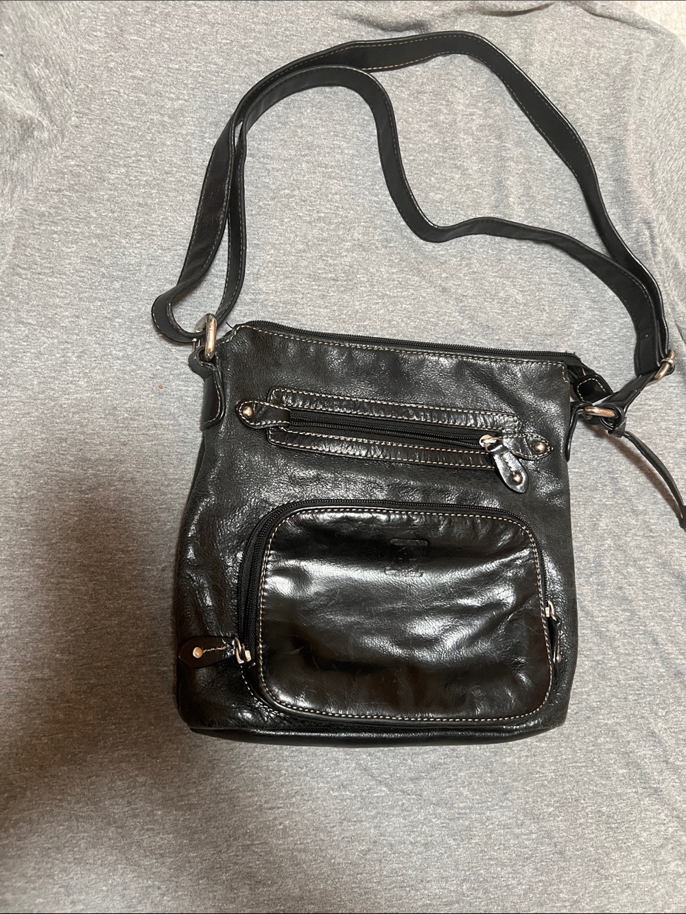 Giani Bernini Black Leather Crossbody Bag with Front Pockets